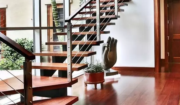 樓梯1.png 樓梯1.png